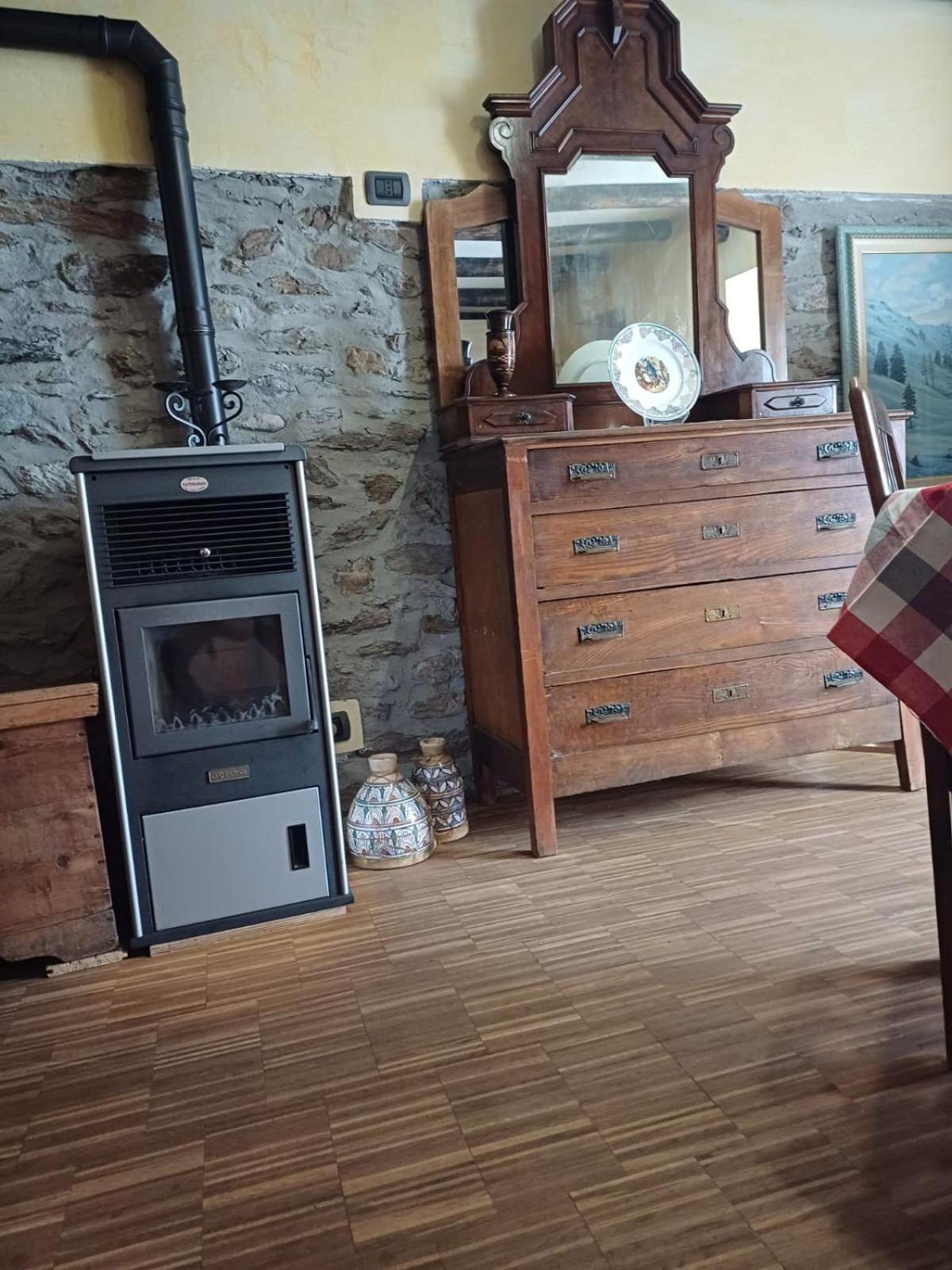 Casa Vacanze Ca' Moreschi Berzo Екстериор снимка